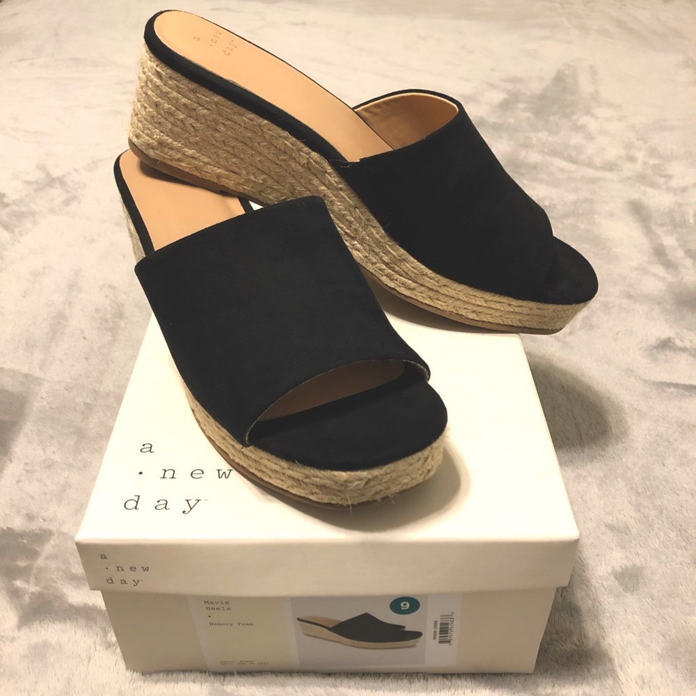 A New Day”Mavis Heels” Slide Wedge Sandal Size9